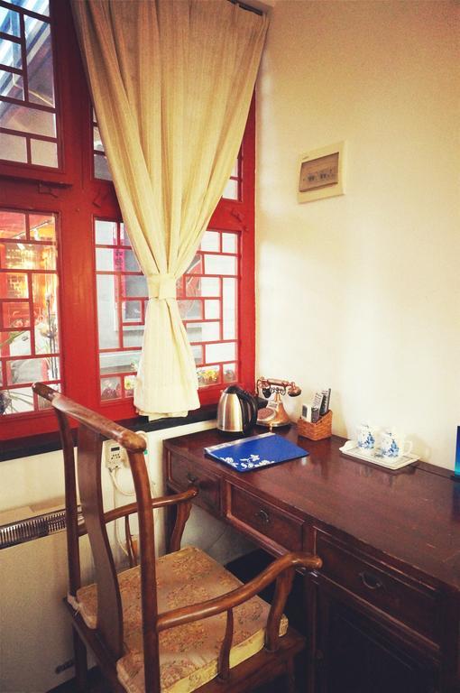 Templeside Deluxe Hutong Hotel Pekin Oda fotoğraf
