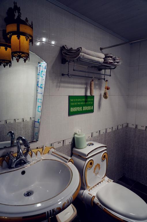 Templeside Deluxe Hutong Hotel Pekin Oda fotoğraf